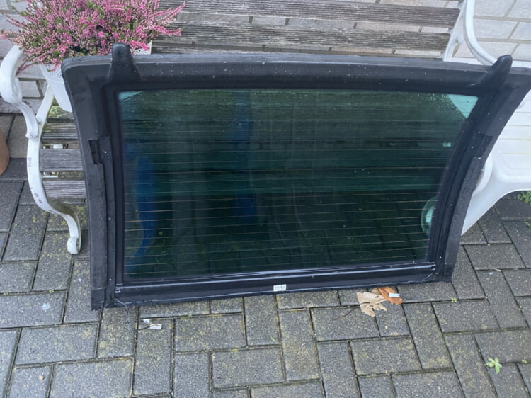 PEUGEOT 307CC CABRİO UYUMLU ORJİNAL HARDTOP ARKA CAMI 699202801 ÇIKMA TEMİZ