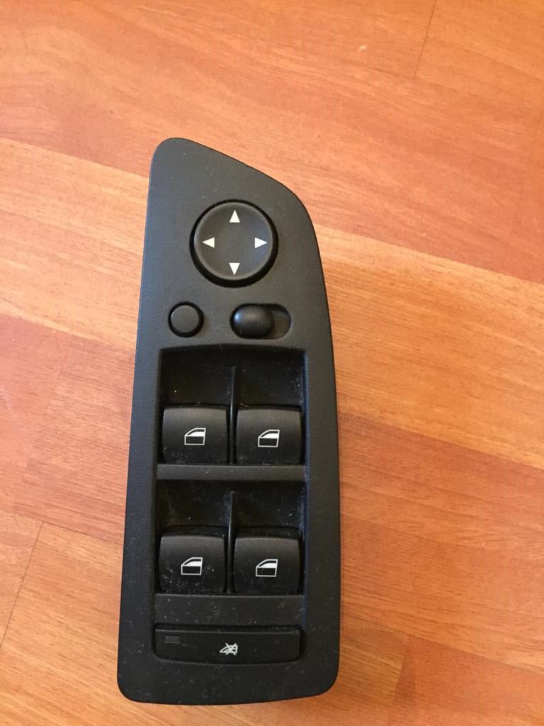 BMW E87 UYUMLU CAM KONTROL DÜĞMESİ AYNA KATLAMALI ORJİNAL ÇIKMA